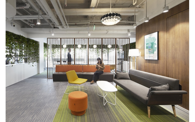 网课直播空间 新东方在线北京e世界办公设计欣赏