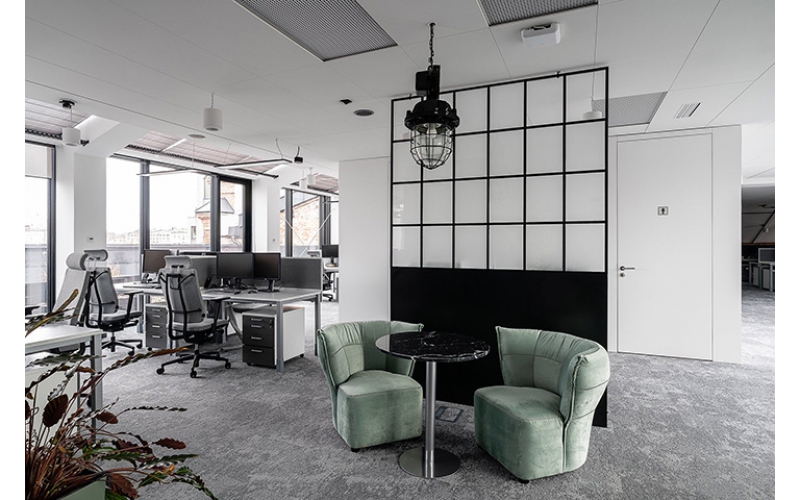 后工业美学风 特种化学品公司Clariant波兰洛兹办公设计欣赏